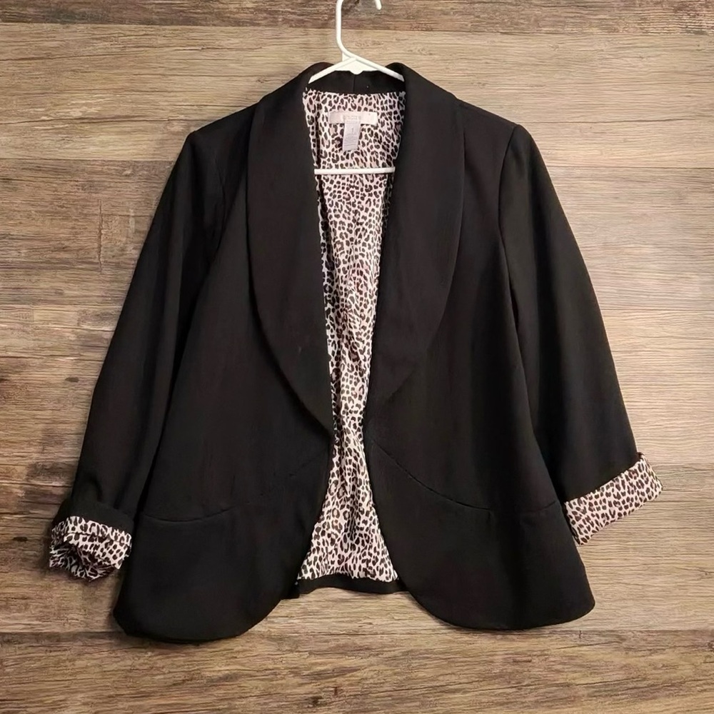 Chico's Elegant Black Blazer Jacket with Animal Print Leopard Accents